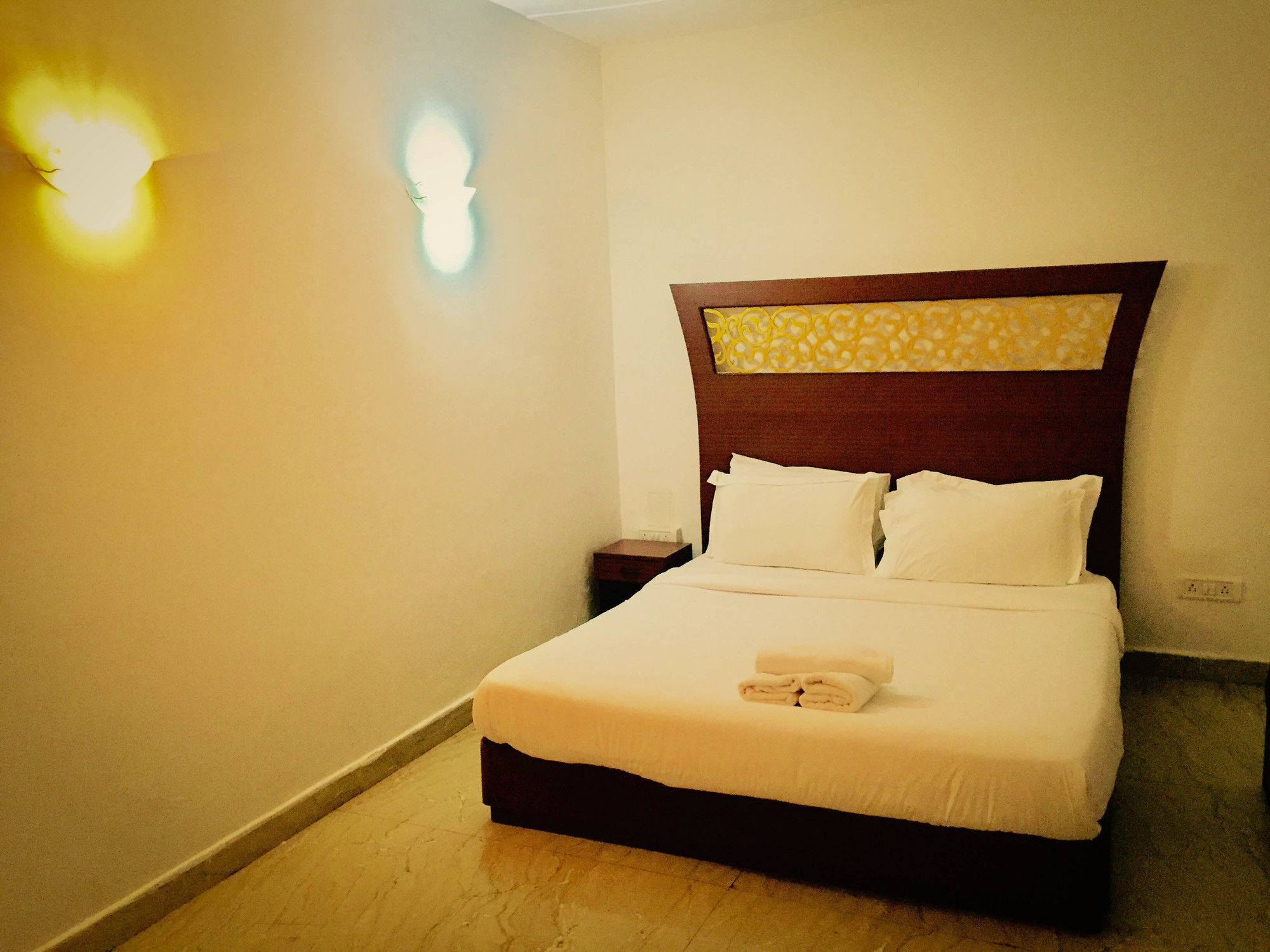 Rococco Ashvem Hotel Mandrem Luaran gambar